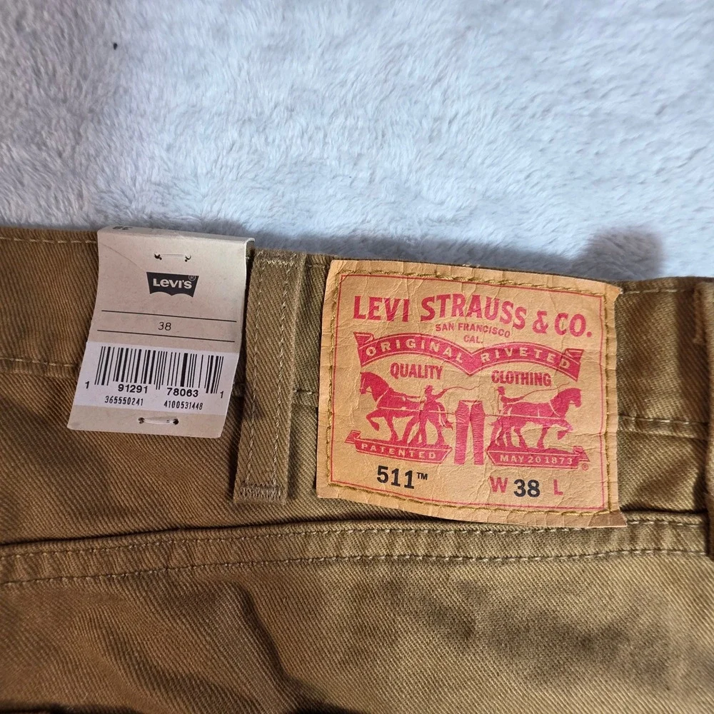 Levi's Men's 511 Slim Cut-Off Stretch Twill Shorts Brown Size 38 NWT‎